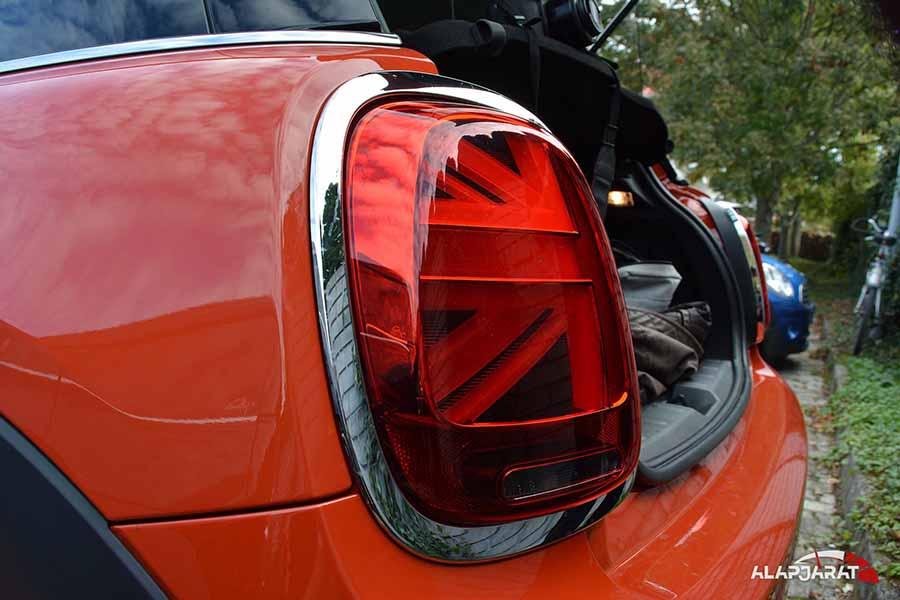 2018-as Mini Cooper hátsó lámpa