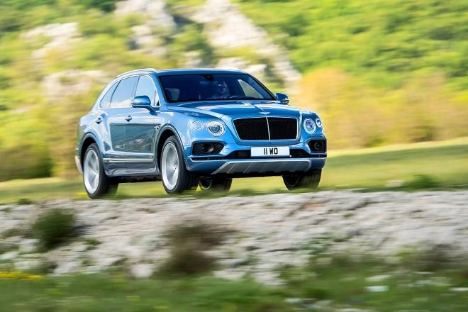 Bentley Bentayga közúton