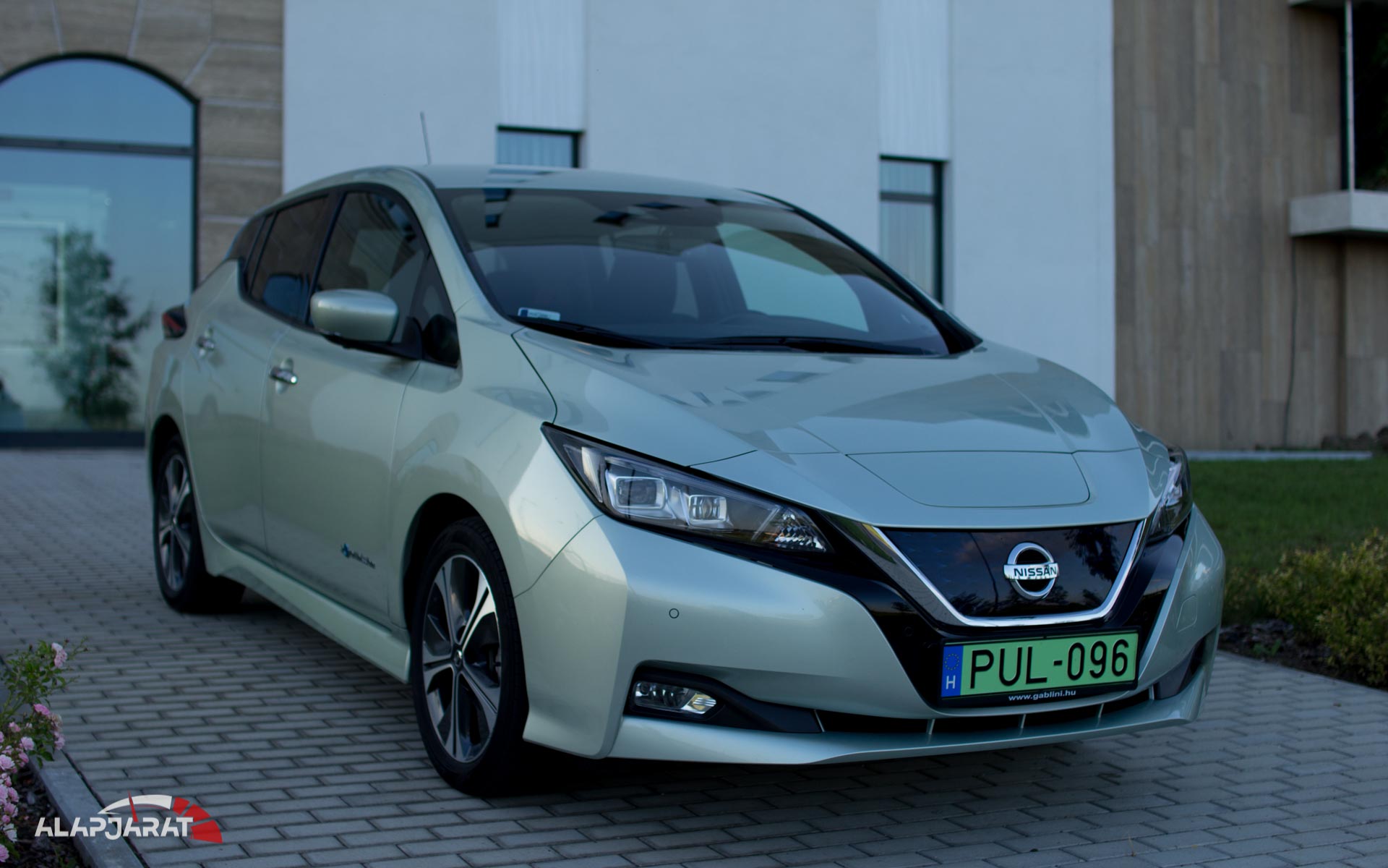 Nissan leaf ze1 тюнинг