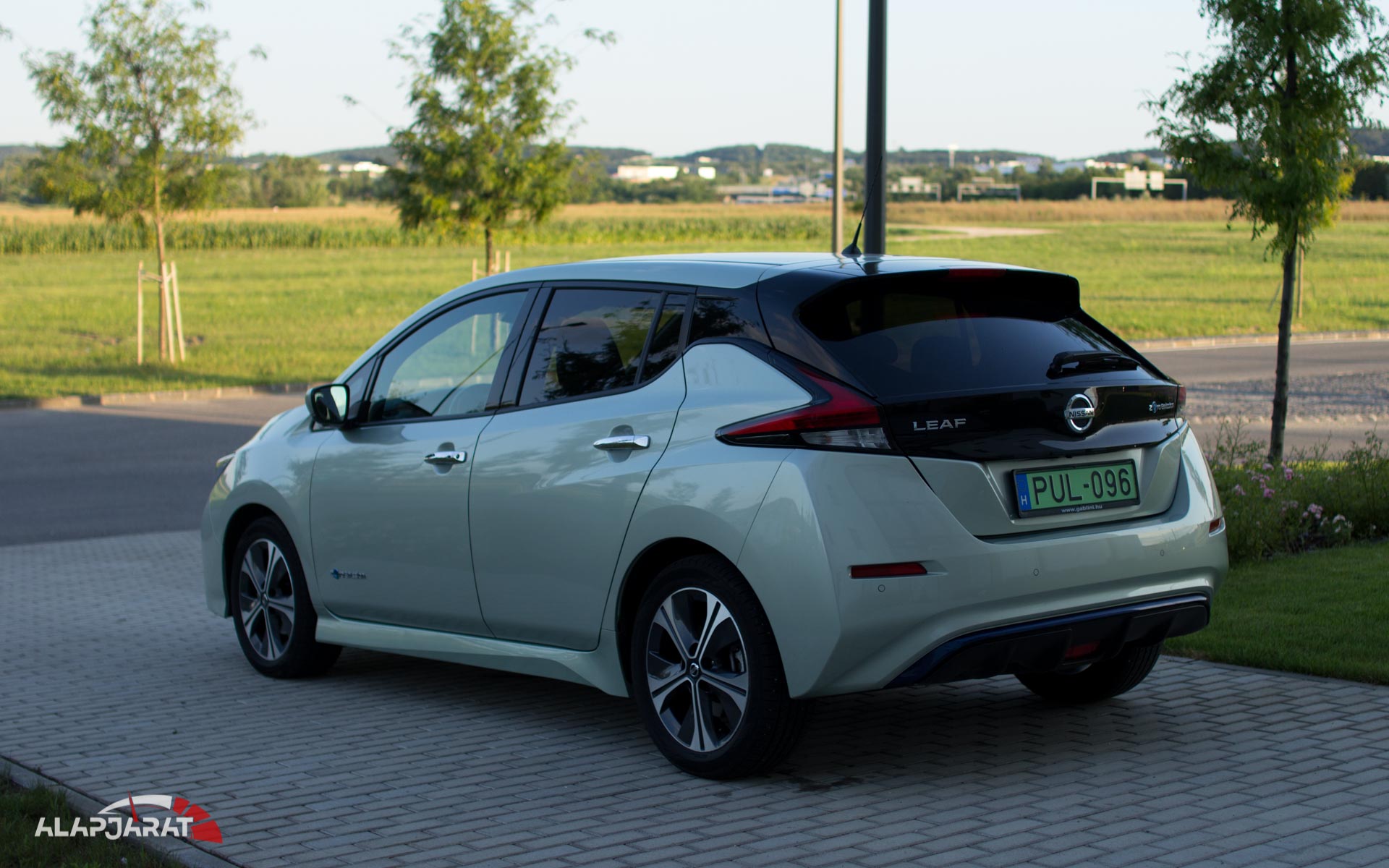 Nissan leaf ze1 тюнинг