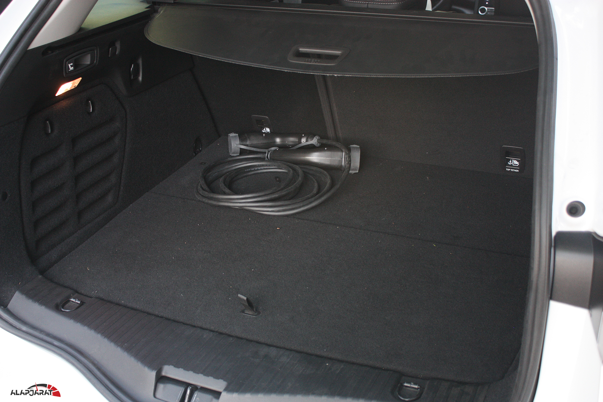 renault megane top tether