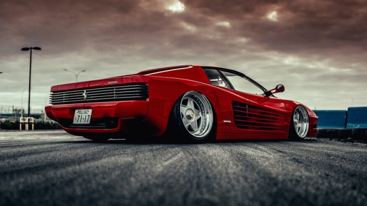 ültetett Ferrari Testarossa