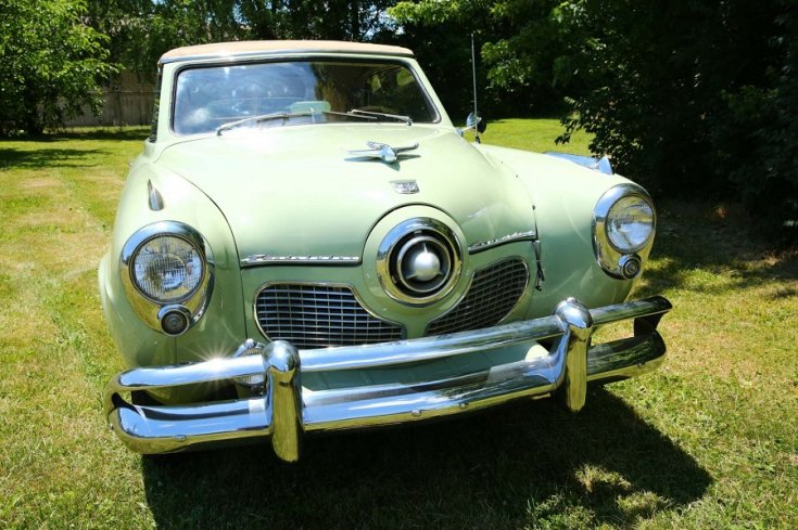 1951 Studebaker Commander, zöld kabrió orra szemből