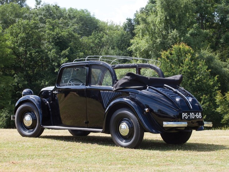 1936 Mercedes Benz 130H (W23), fekete tudor limuzin feneke