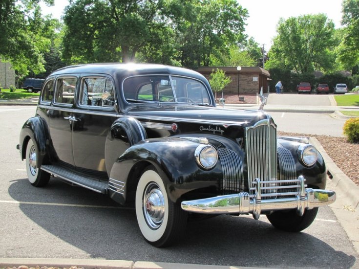 1941 Packard One Eighty 180 fekete hosszított LeBaron , elölről