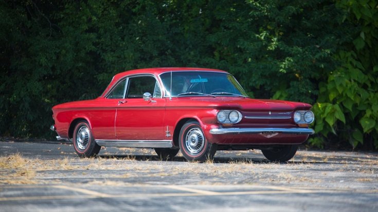 1963 Chevrolet Corvair, piros bubble top kupé