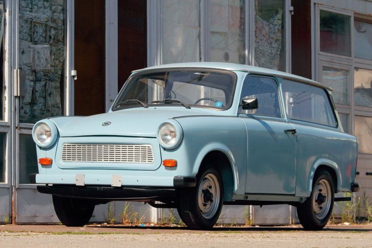 1986 Trabant 601 Universal, kék kombi, elölnézet balról
