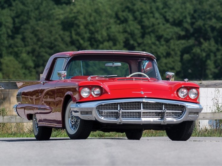 1960 Ford T-bird, vörös kupé, elölnézet, oldalnézet, jobbról, alulról fotózva