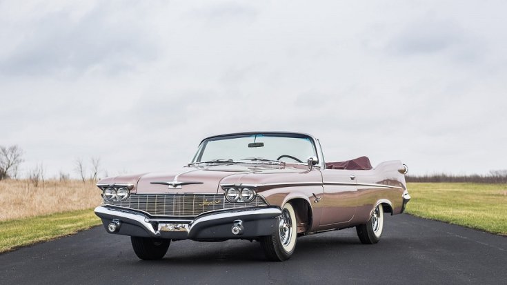 1960 Imperial Crown, lila kabrió, elölnézet, balról