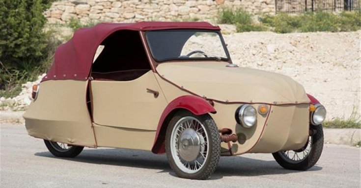 1970 Velorex Oskar, Bőregér, Batmobile, elölnézet, jobbról döntve