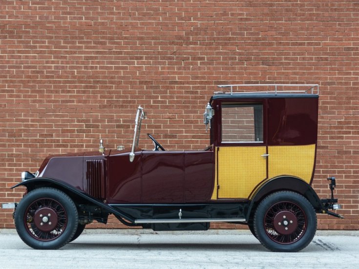 1924 Renault Type NN Town Car Labourdette, bordó limuzin, oldalnézet, balról, alulról fotózva