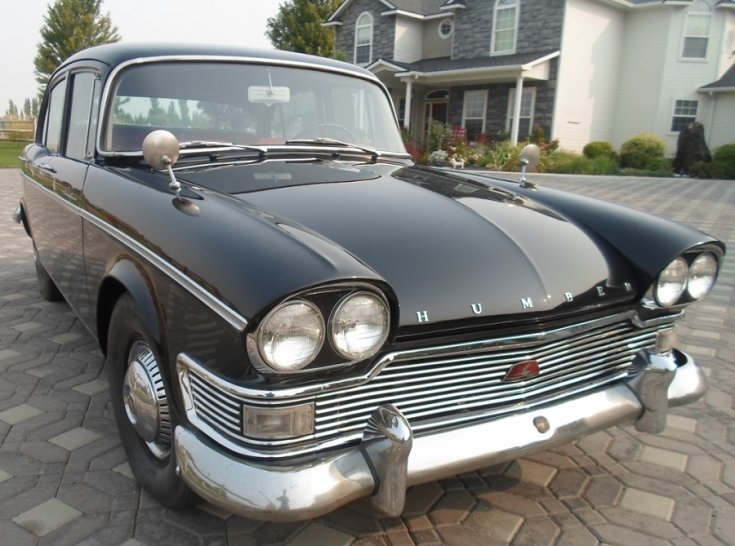 1962 Humber Super Snipe Series III, fekete 4 ajtós limuzin, elölnézet, oldalnézet, jobbról döntve, alulról felfelé fotózva