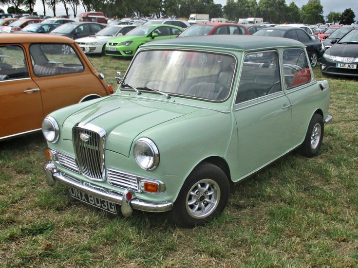 1969 Wolseley Hornet Mark III, almazöld tudor limuzin