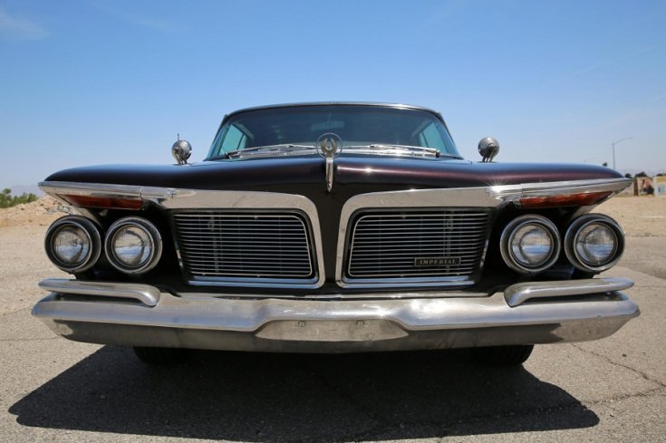 1962 Chrysler Imperial Crown, Southampton kupé hűtőrács, szemből