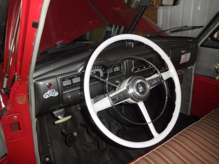 1952 Plymouth Cranbrook utastér ás műszerfal, balról