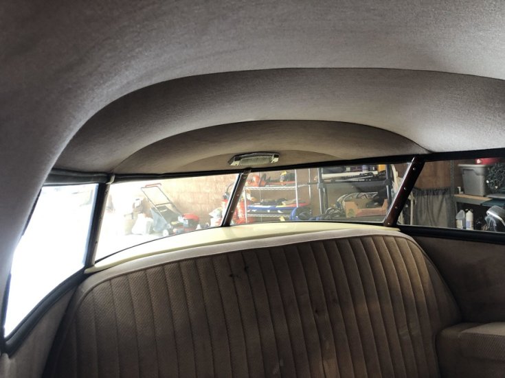 1948 Studebaker Starlight Coupe hátsó szélvédője, belülről