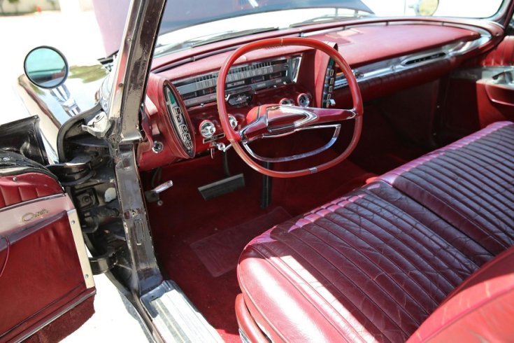 1962 Chrysler Imperial Crown, Southampton kupé, műszerfal és kormány