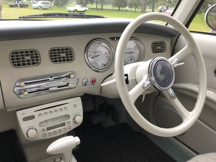 1991 Nissan (Micra) Figaro, műszerfal, elölnézet, oldalnézet, balról döntve, jobbkormányos autó