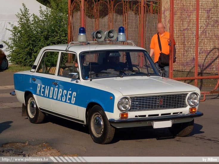Lada rendőrautó