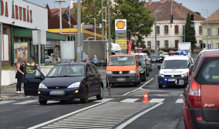 Idős nőt gázolt el egy figyelmetlen sofőr Szombathelyen