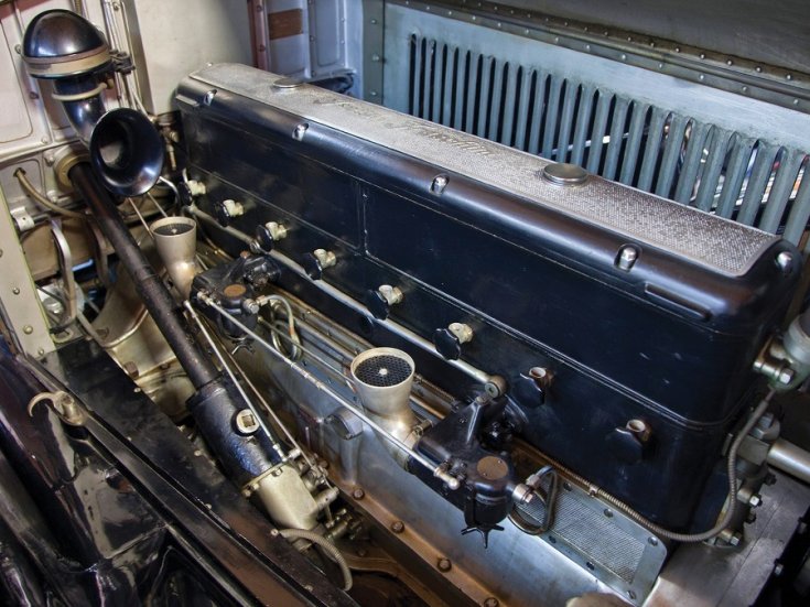 1924 Isotta Fraschini, Tipo 8A, soros 8 hengeres motor, elölnézet, oldalnézet, jobbról