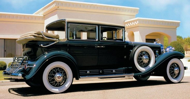 1930 Cadillac V16 Fleetwood Landaulet, zöld, hátulnézet jobbról