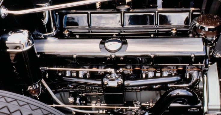 1930 Cadillac V16 motorja, oldalnézet