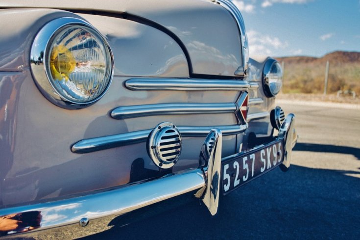 1955 Renault 4CV, orr, elölnézet, oldalnézet, jobbról