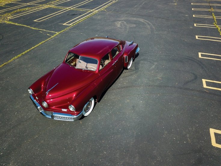 1948 Tucker 48, felülnézet, oldalnézet, balról, távolról