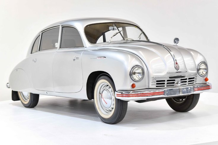 1950 Tatra T600 Tatraplan, ezüst, elölnézet, oldalnézet, jobbról