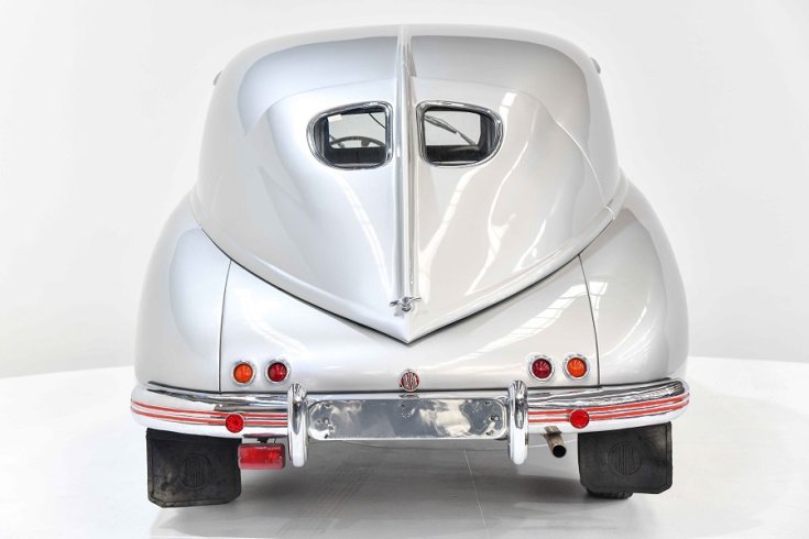 1950 Tatra T600 Tatraplan, ezüst, hátulnézet, szemből