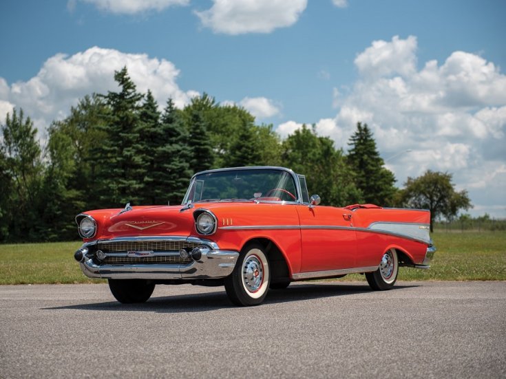 1957 Chevrolet Bel Air, piros, kabrió, elölnézet, oldalnézet, balról