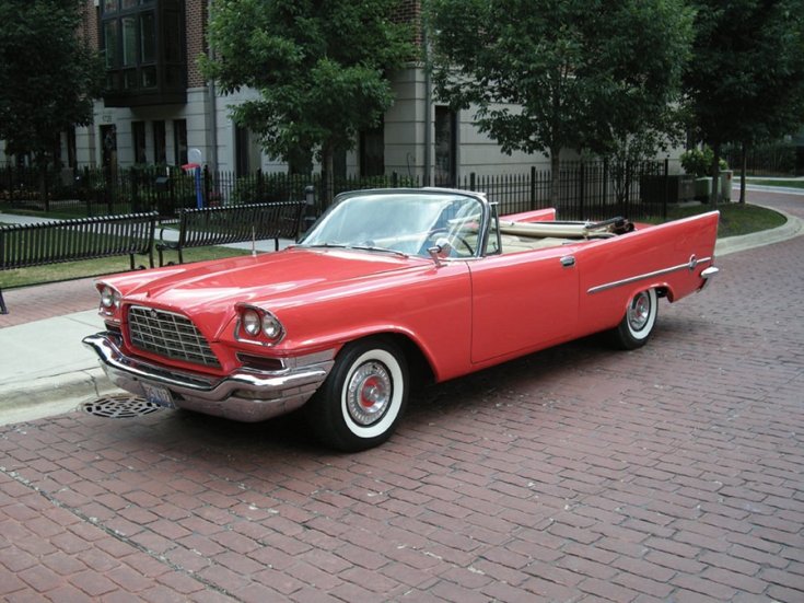 1957 Chrysler 300C kabrió, lehúzott tető, vörös, oldalnézet, balról