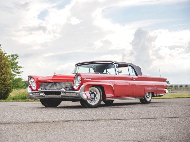 1958 Continental Mark III, vörös kabrió, elölnézet, oldalnézet, balról, alulról, távolról nézve