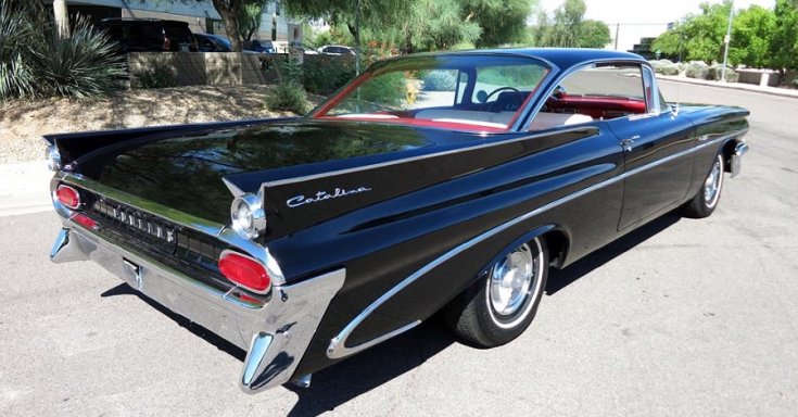 1959 Pontiac Catalina, fekete, 2+2 kupé, hátulnézet, balról