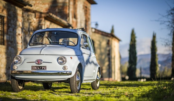 1960 Fiat 500 D, babakék, elölnézet, döntve, balról