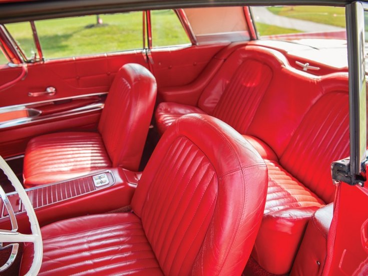 1960 Ford T-bird, utastér, vörös kárpit, elölnézet, oldalnézet, balról