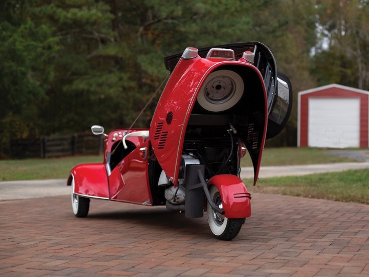 1964 Messerschmitt KR 201 roadster, meggyvörös, nyitott motortér, hátulnézet, oldalnézet, balról döntve