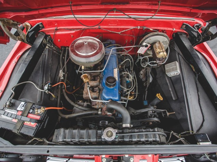1965 Mercury M-100, pickup, vörös, motortér, elölnézet, felülnézet, döntve