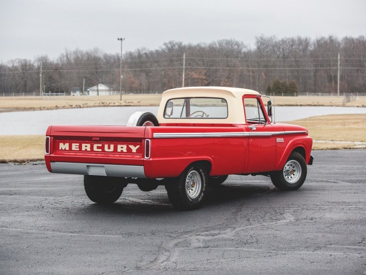 1965 Mercury M-100, pickup, vörös, hátulnézet, oldalnézet, jobbról