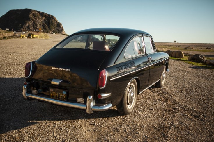 1967 Volkswagen Typ 3 Fastback, fekete, hátulnézet, oldalnézet, jobbról