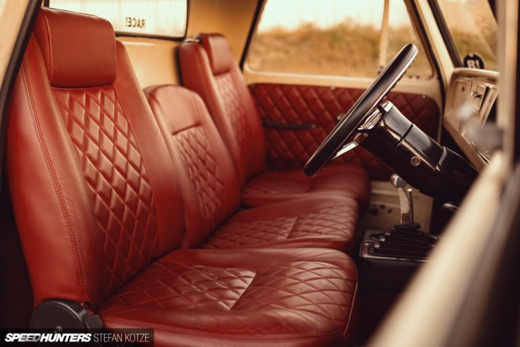 1966 Chevrolet C10 Fleetside beltér