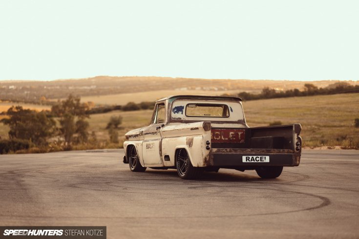 1966 Chevrolet C10 Fleetside hátulról