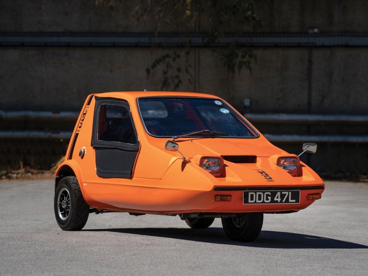 1972 Bond Bug, narancssárga, elölnézet, oldalnézet, jobbról