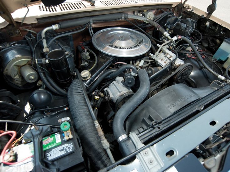 1984 Ford Bronco XLT, motortér, elölnézet, oldalnézet, balról, felülnézet