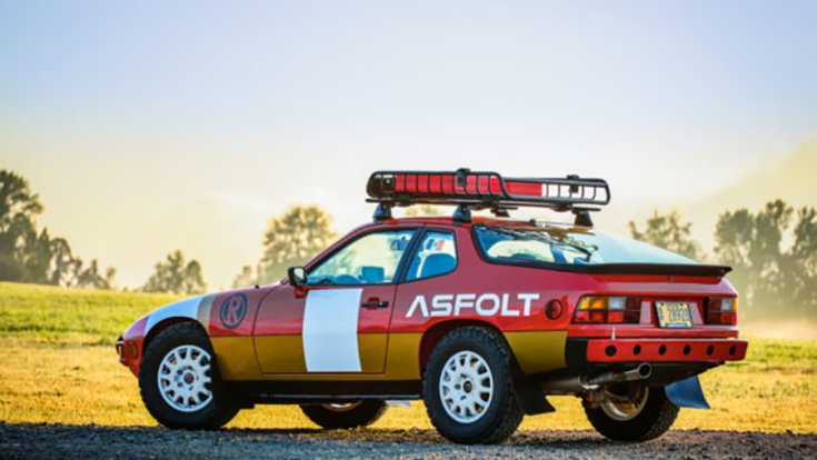 Porsche 924S Baja Rally car hátulról