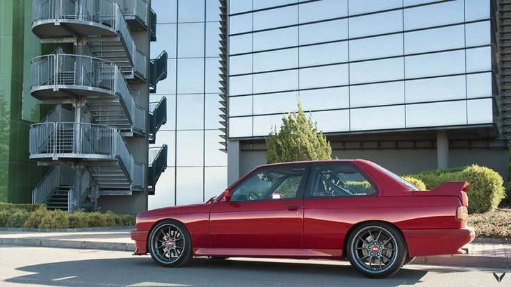 1990 BMW E30 M3 E36 M3 motorral, baloldalról