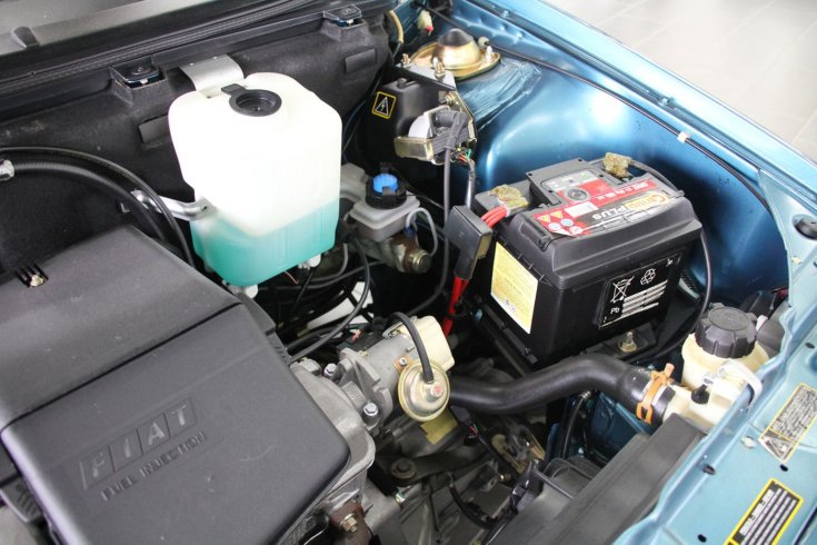 A Fiat Uno 1 literes benzin motorja