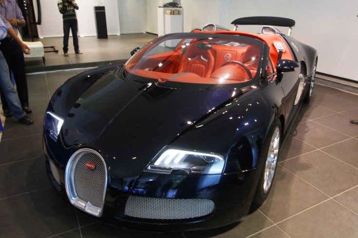 Bugatti Veyron – Sang Noir Edition (2010)