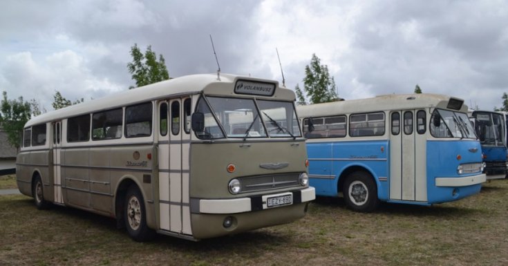 Ikarus 66, oldalnézet